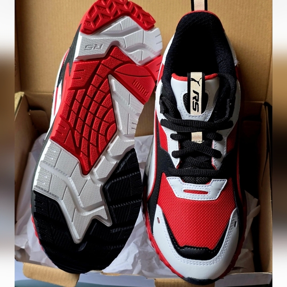 PUMA RS-Trck (GS)Unisex Size Youth 5.5Y, 7 Women. New with box Red, Black, Whit - Picture 9 of 12